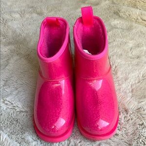 UGG Classic Clear mini Boots